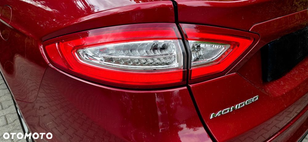 Ford Mondeo 2.0 EcoBlue Titanium - 12