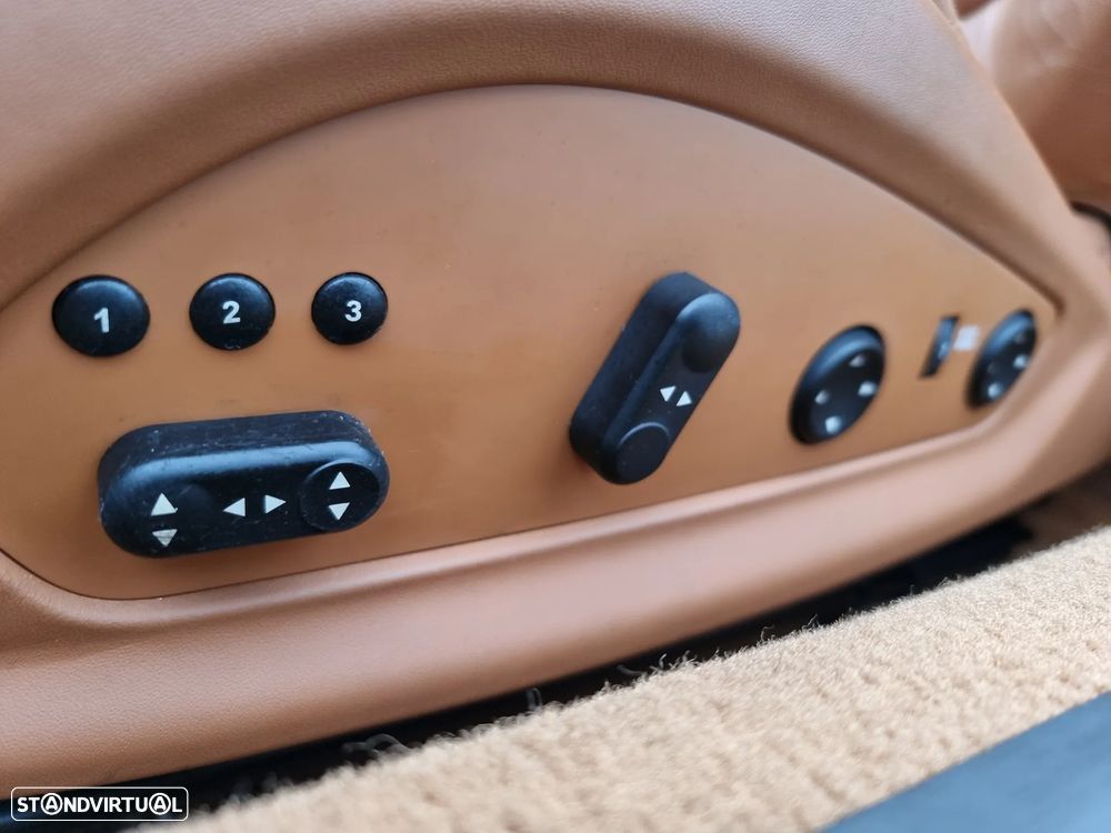 Ferrari California - 32