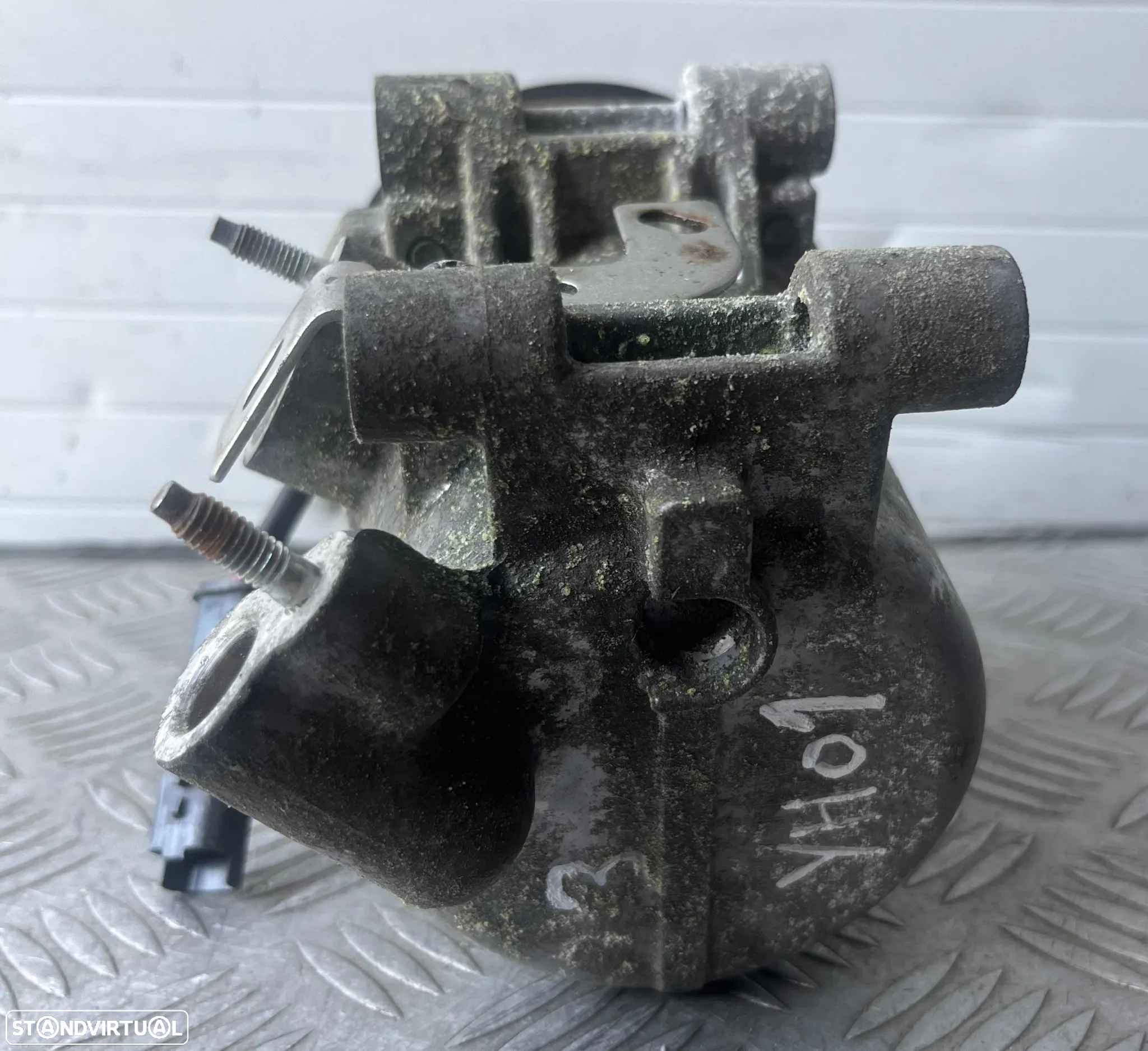 Compressor Ar Condicionador Peugeot/ Citroen Ref: 9810349980-01/9808860080-02/YH01 - 4