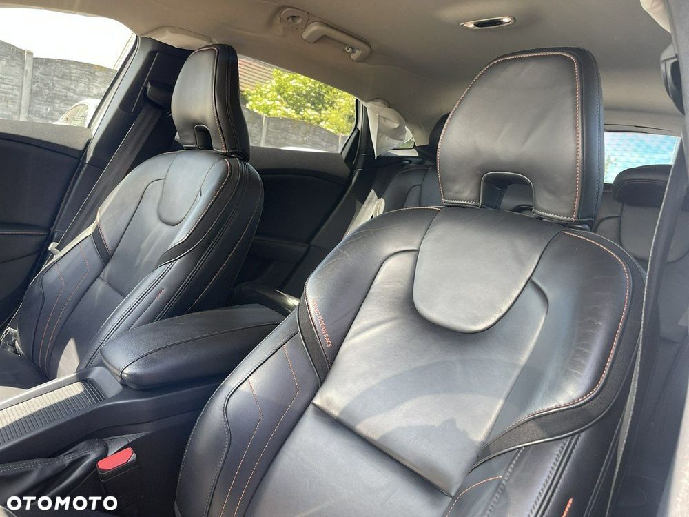 Volvo V40 Cross Country T4 AWD Geartronic Kinetic - 12