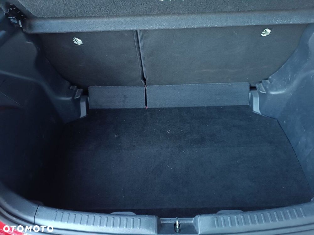 Toyota Yaris Hybrid 1.5 Comfort - 35