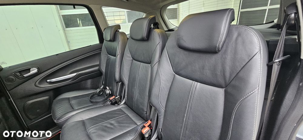 Ford S-Max 2.0 TDCi DPF Business Edition - 14