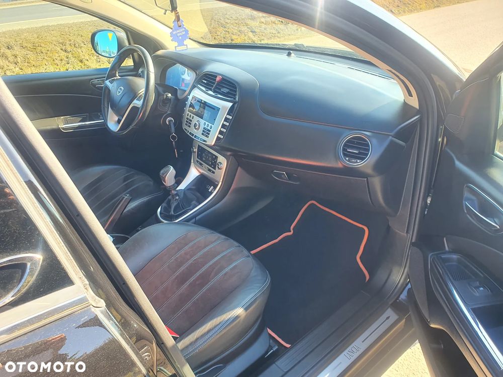 Lancia Delta 1.4 TurboJet 16v Gold - 11
