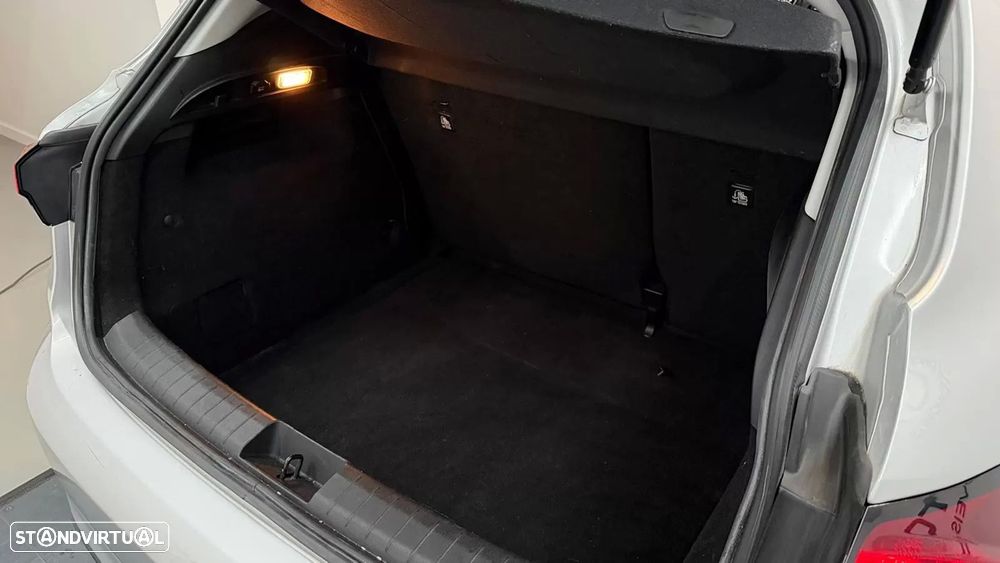 Fiat Tipo 1.3 M-Jet Lounge Tech - 24