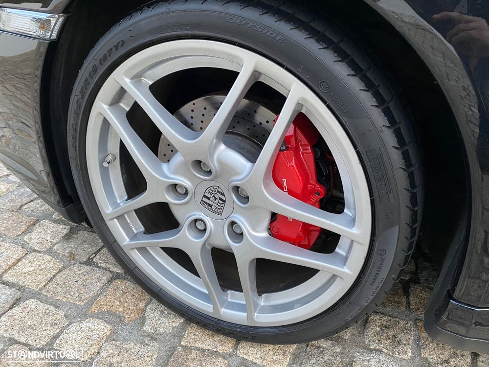 Porsche 911 Série F - 7