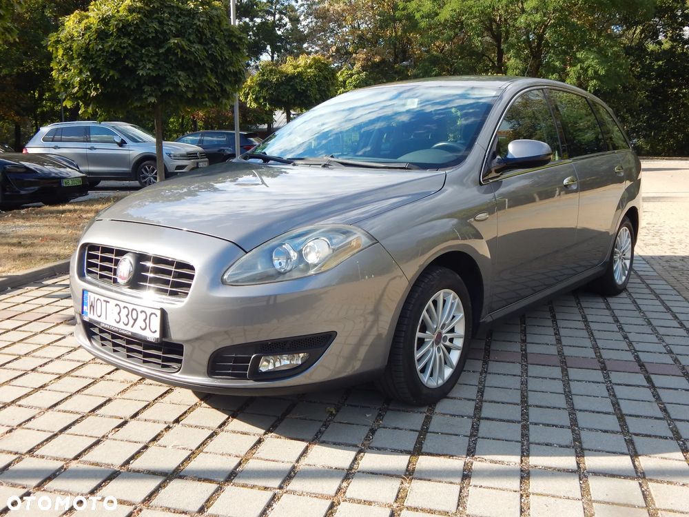 Fiat Croma 2.2 16V Dynamic - 1
