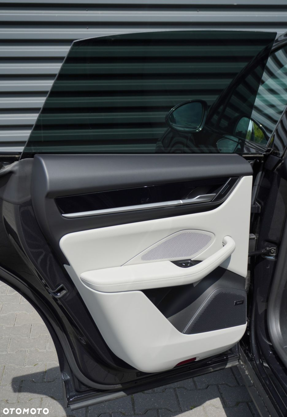 Porsche Macan - 16