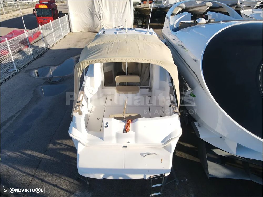 Beneteau Antares 7 - 4