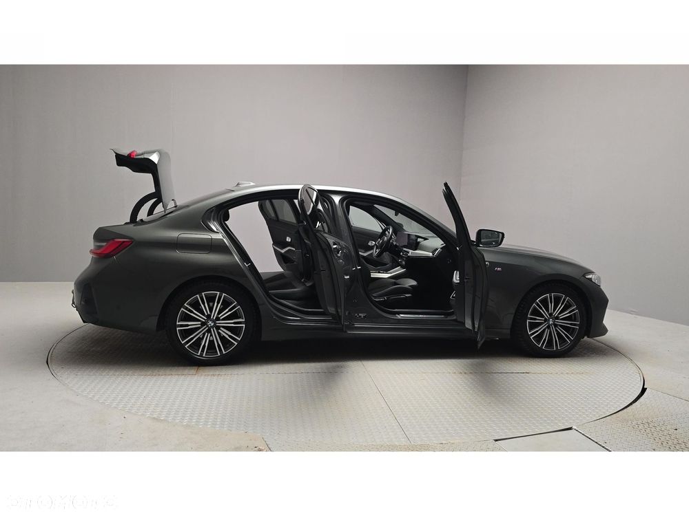 BMW Seria 3 - 13