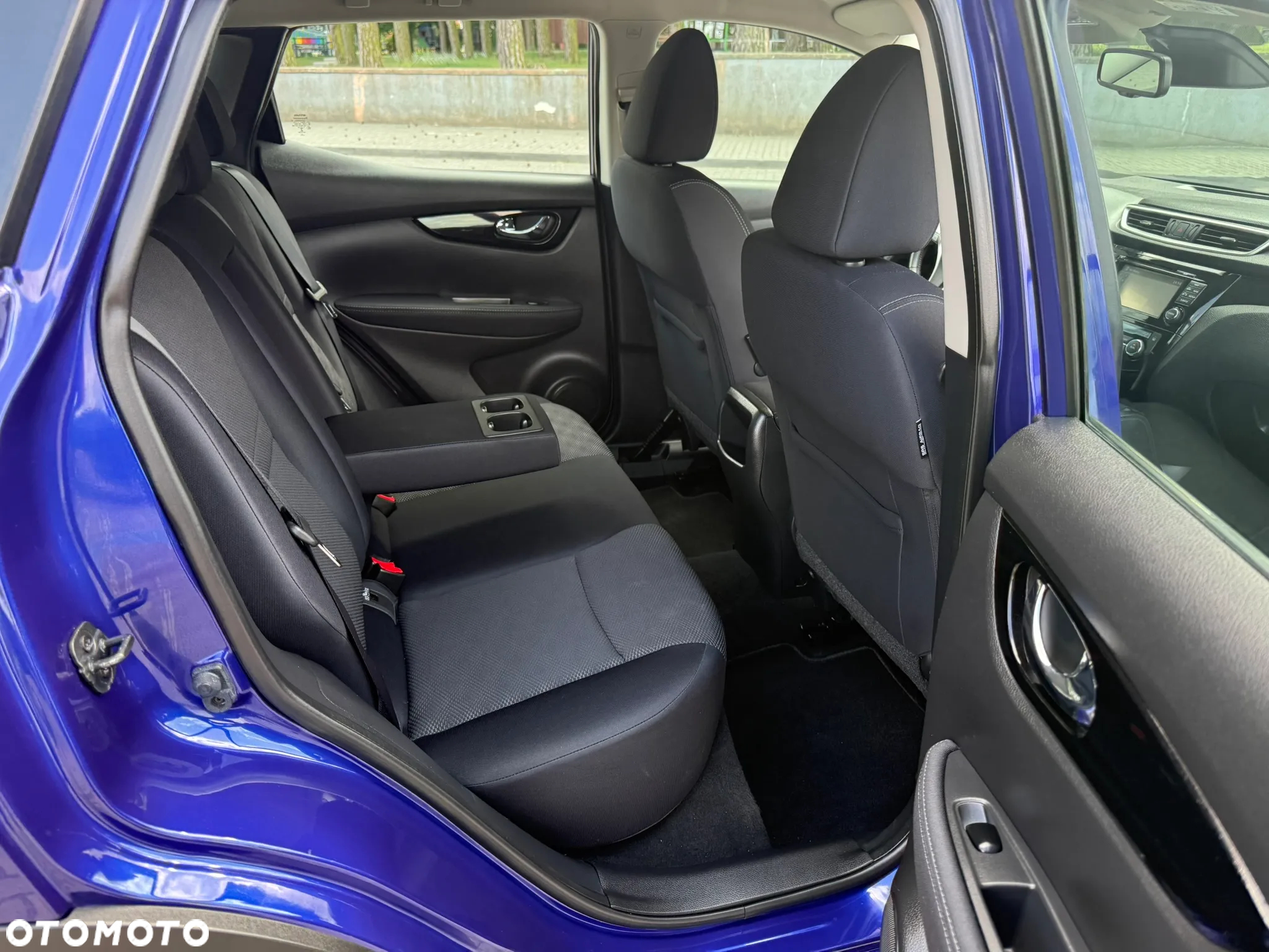 Nissan Qashqai 1.6 dCi Visia S&S - 36