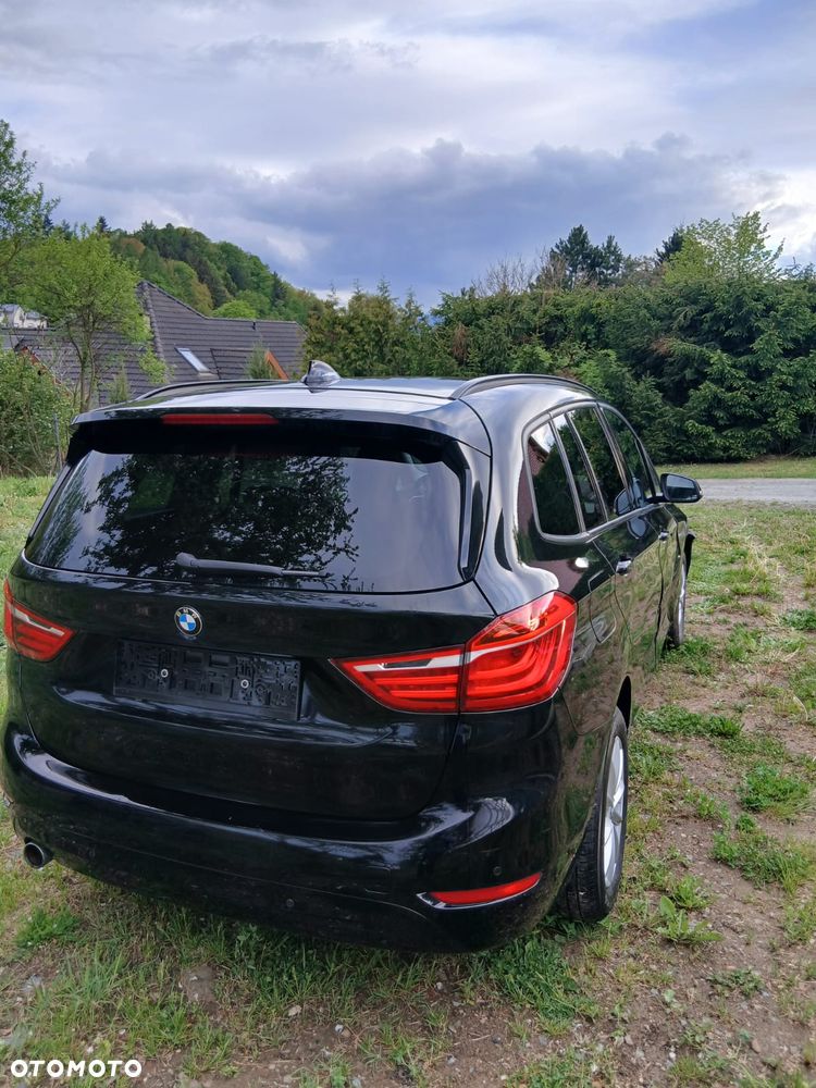 BMW Seria 2 218d Sport-Aut Advantage - 21