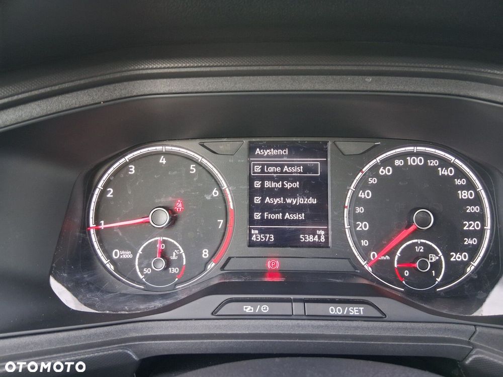 Volkswagen T-Cross - 18