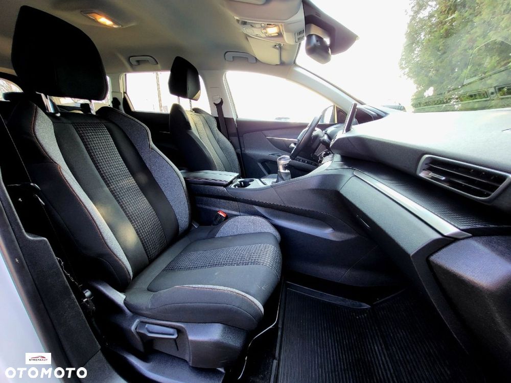 Peugeot 5008 - 7