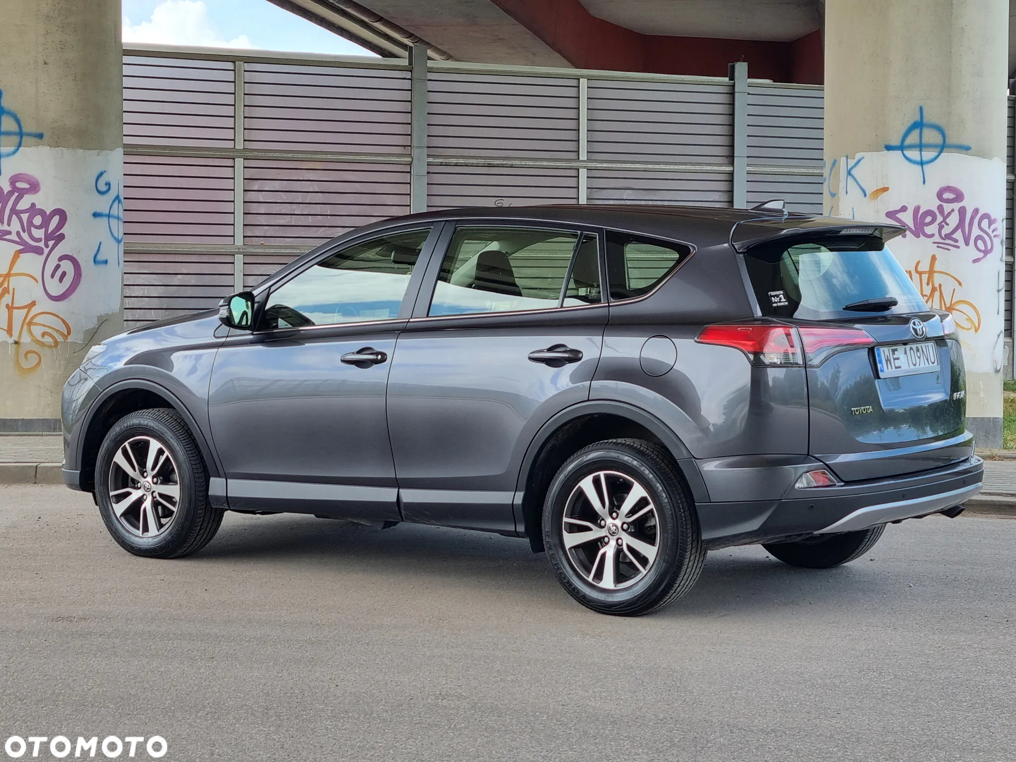 Toyota RAV4 2.0 D-4D Premium 4x2 - 10