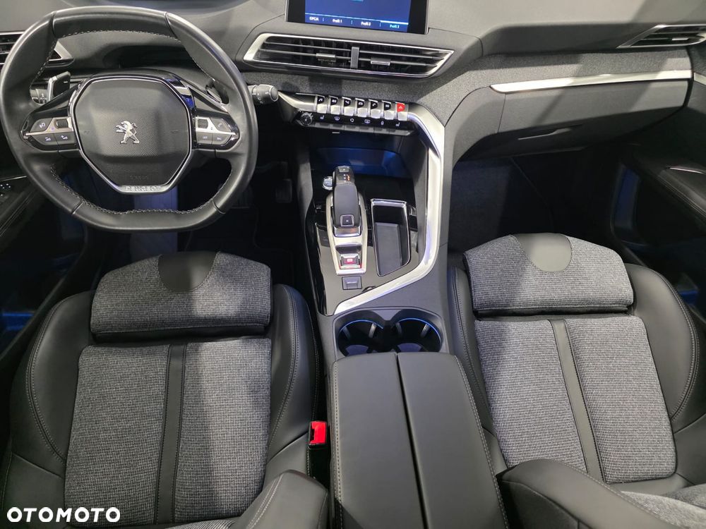 Peugeot 3008 BlueHDi 130 Stop & Start EAT8 Allure - 28