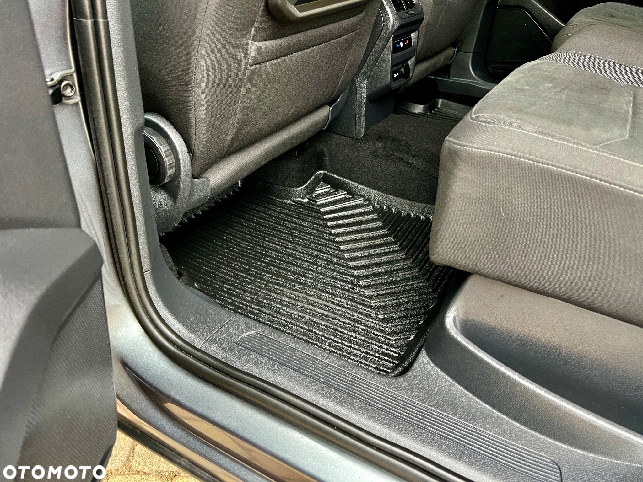 Volkswagen Tiguan 1.5 TSI ACT OPF Comfortline - 31