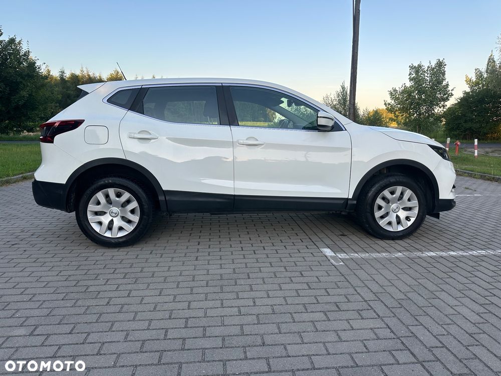 Nissan Qashqai - 11
