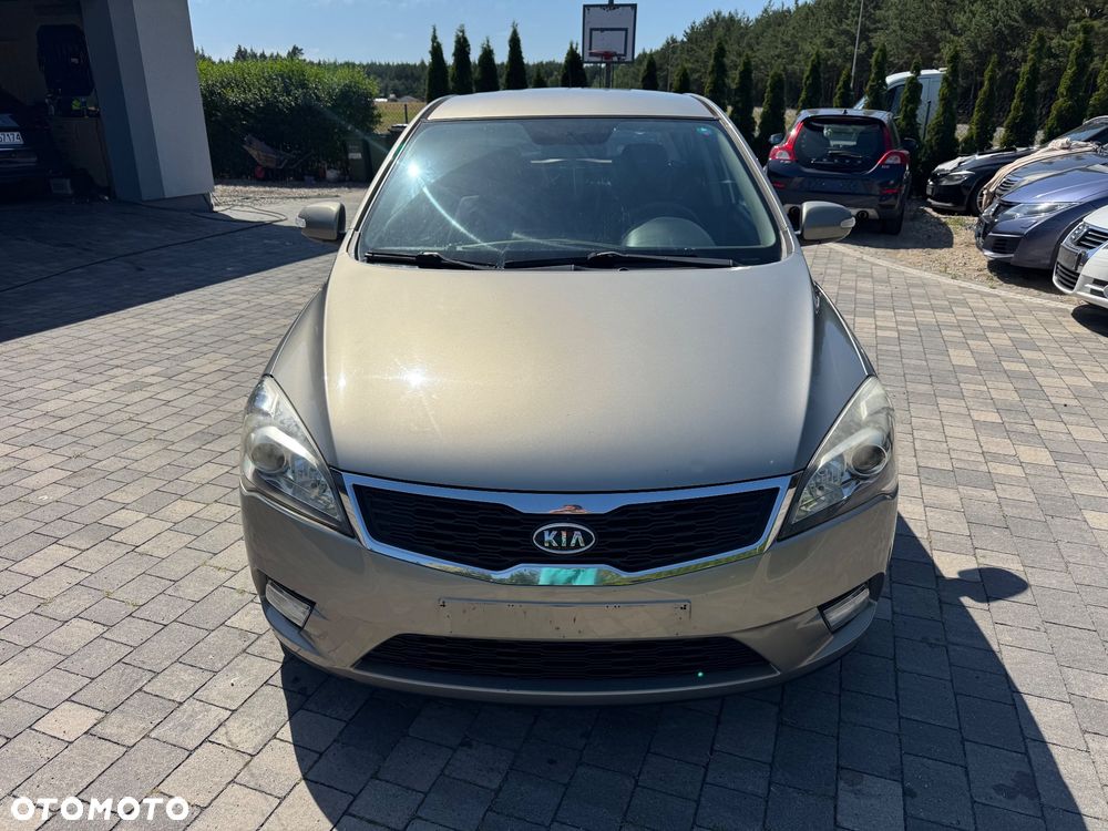 Kia Ceed 1.6 Crdi Comfort + - 2