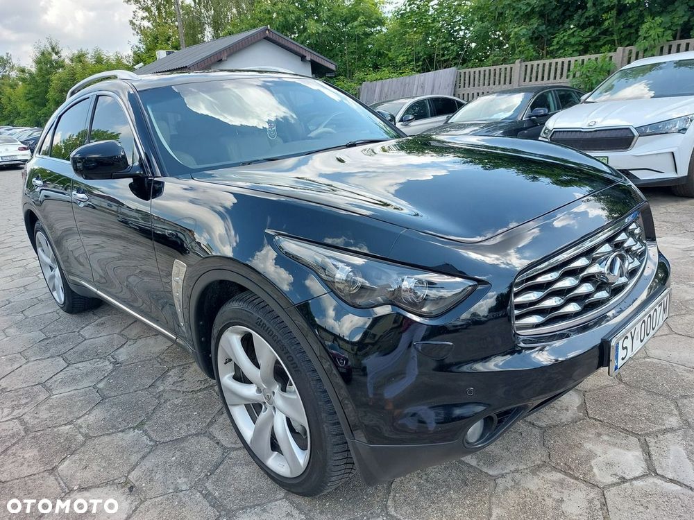 Infiniti FX - 7