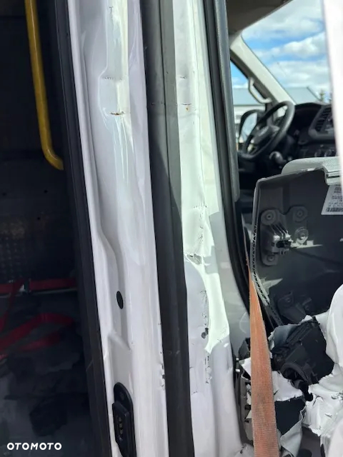 Volkswagen Crafter - 21
