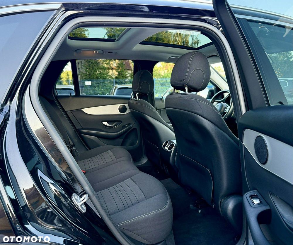 Mercedes-Benz GLC 300 d 4Matic 9G-TRONIC - 12