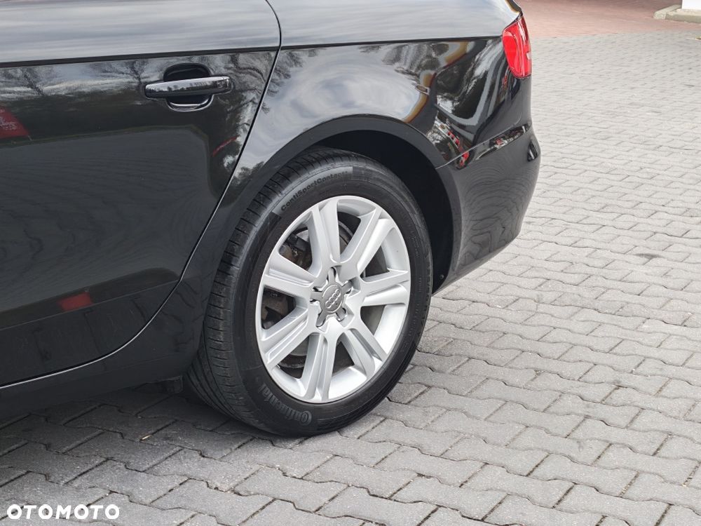 Audi A4 Avant - 15