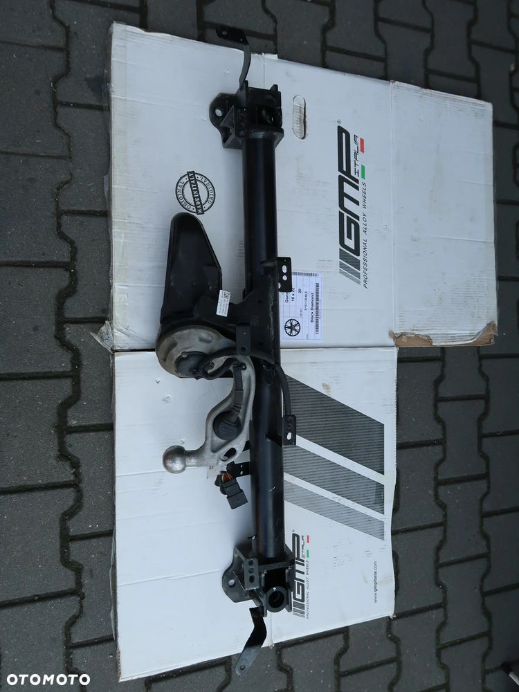 Hak Holowniczy BMW G60 G61 5a07097-05 - 2