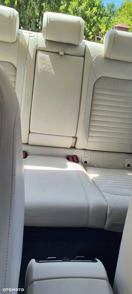 Volkswagen Passat - 7