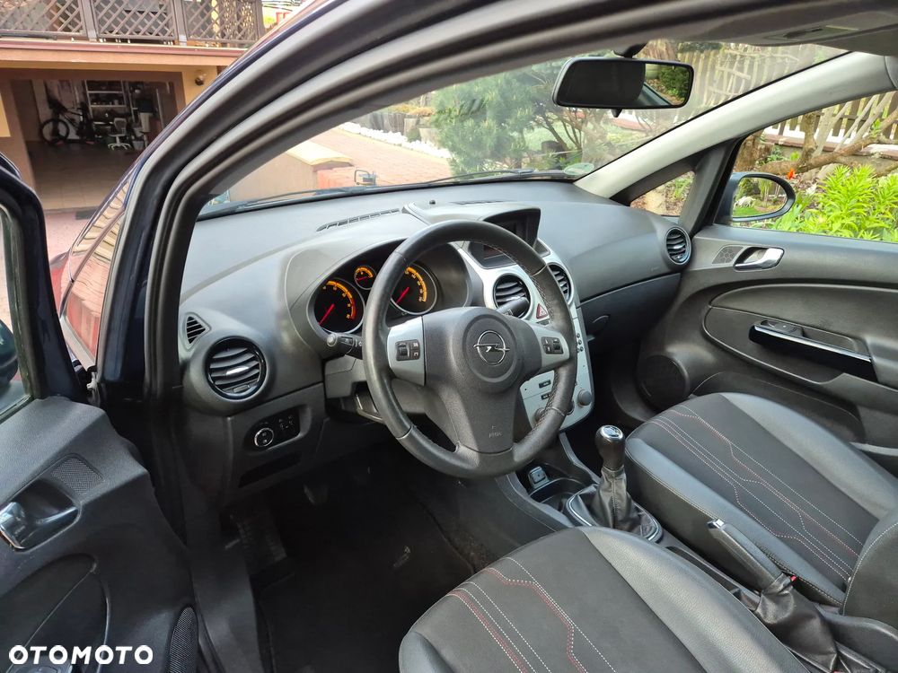 Opel Corsa 1.4 16V Active - 19