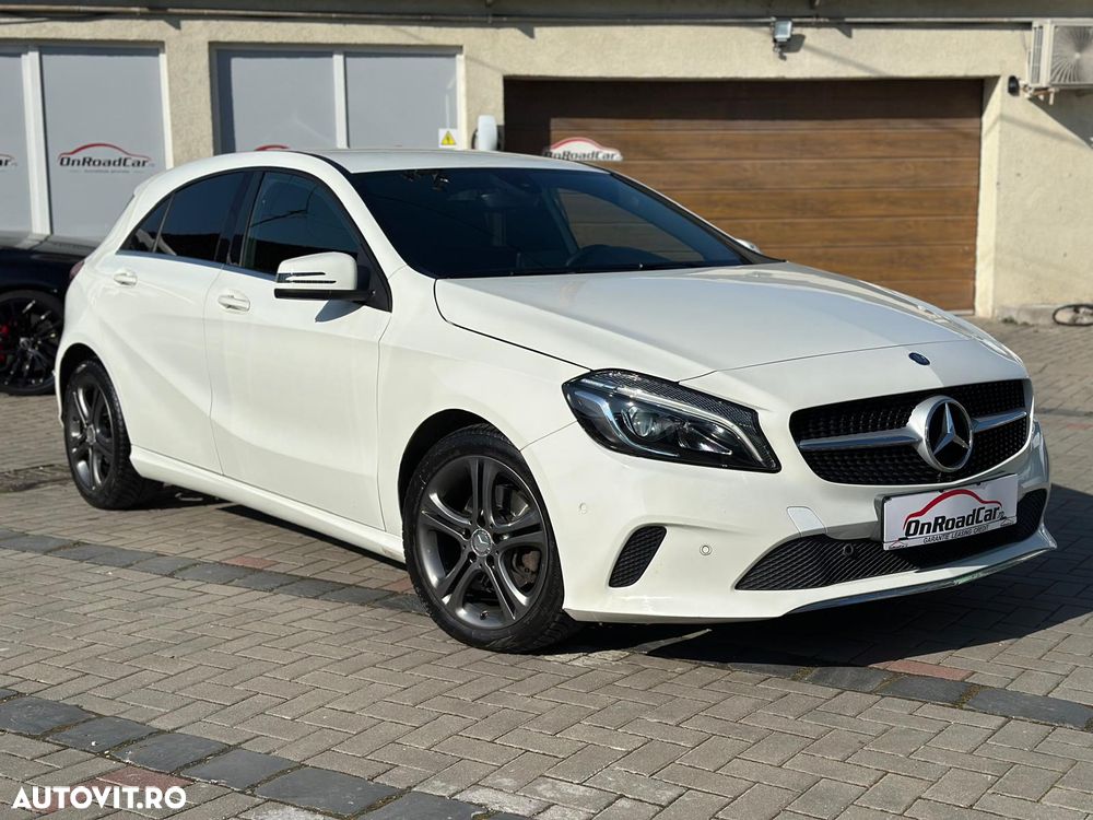 Mercedes-Benz A 180 7G-DCT Urban - 2