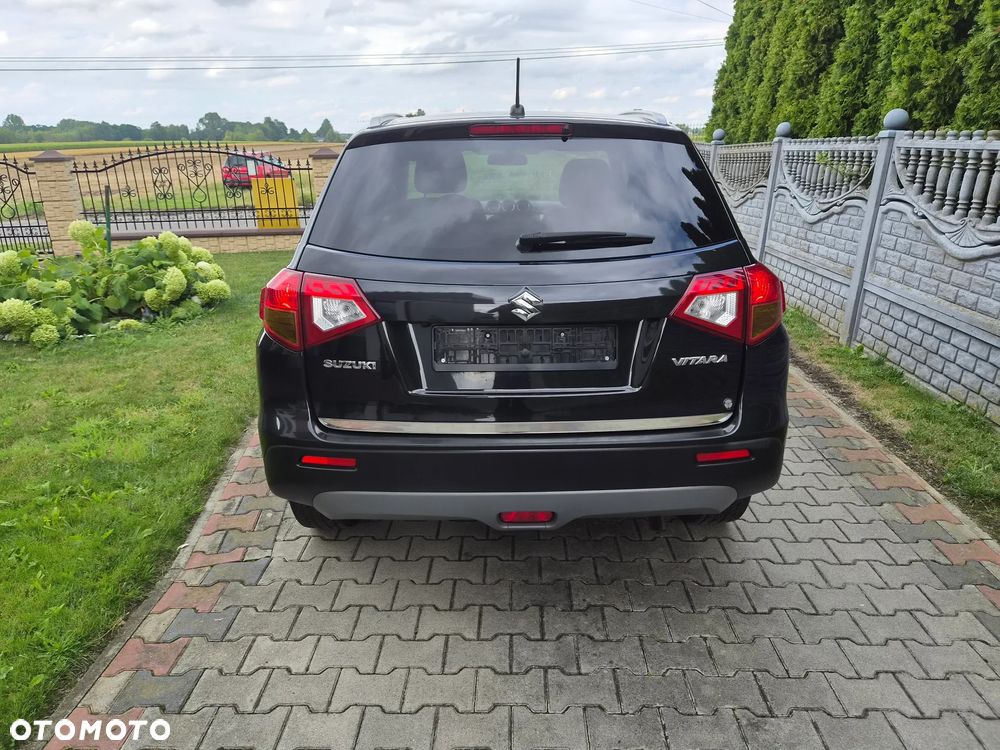 Suzuki Vitara 1.6 Comfort 2WD - 11