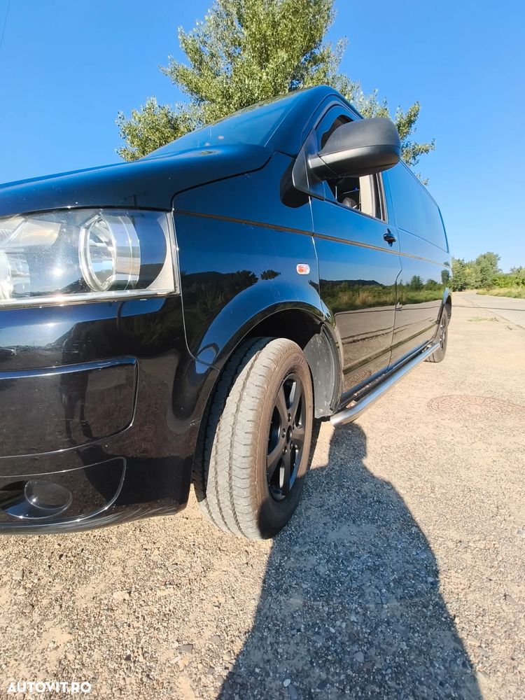 Volkswagen Caravelle - 2