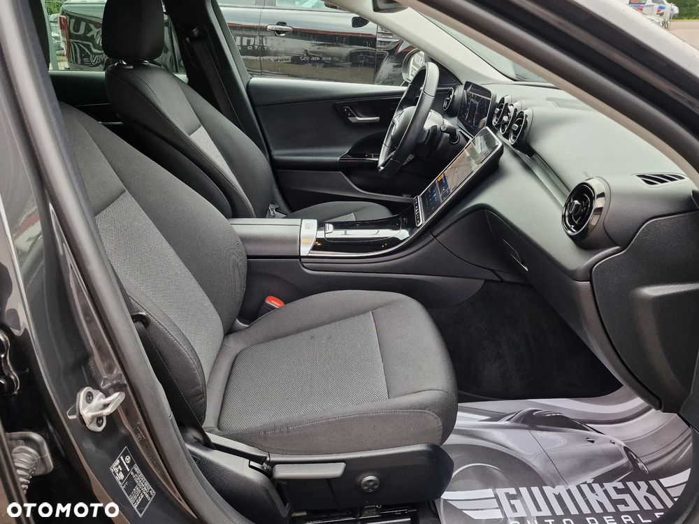 Mercedes-Benz Klasa C 200 d mHEV Business Edition - 23