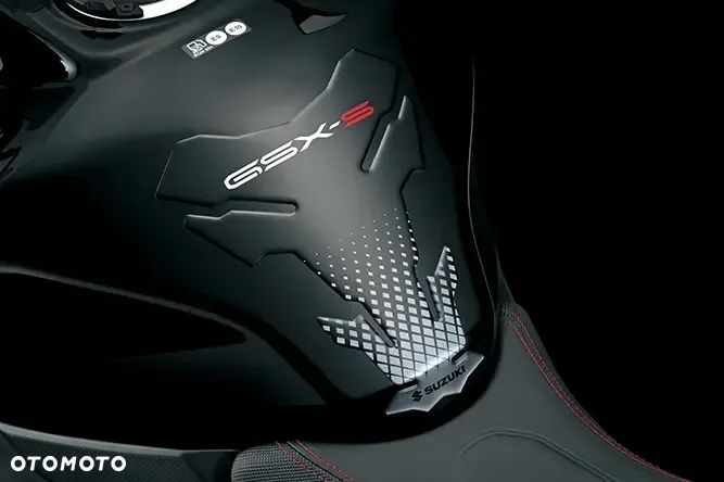 Suzuki GSX - 3