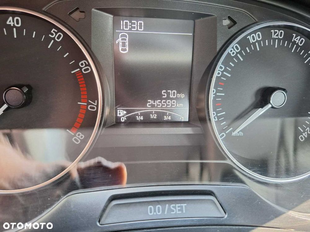 Skoda Fabia - 6