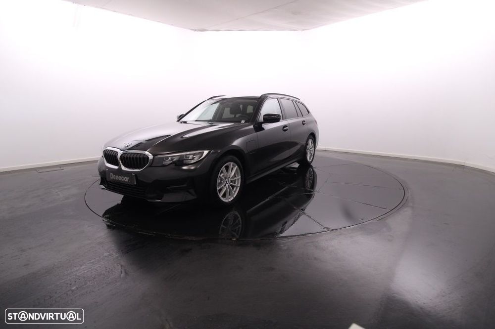 BMW 330 e Touring Corporate Edition Auto - 13