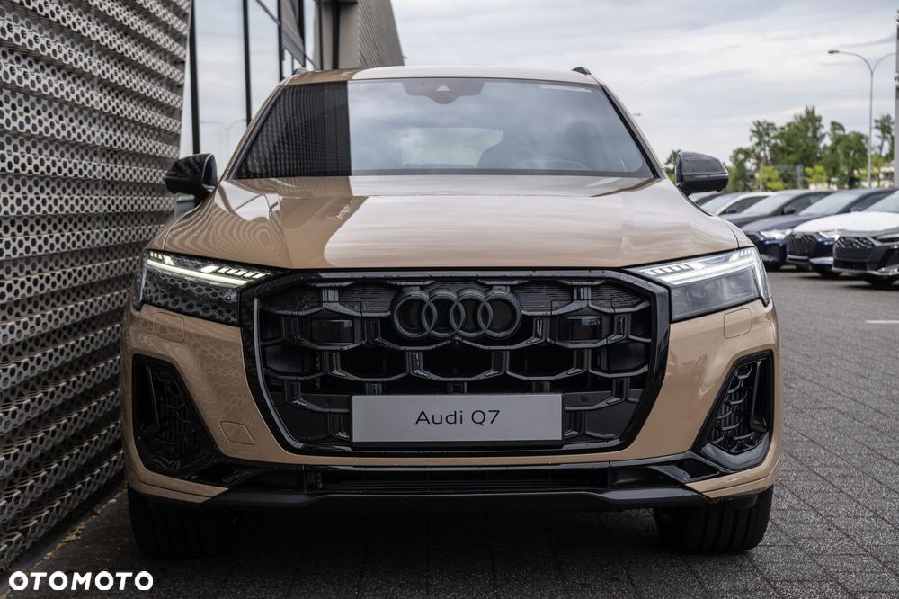 Audi Q7 60 TFSI e PHEV Quattro S Line Tiptr - 3