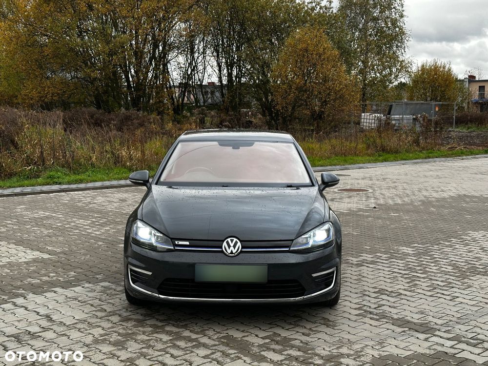 Volkswagen Golf e-Golf - 15