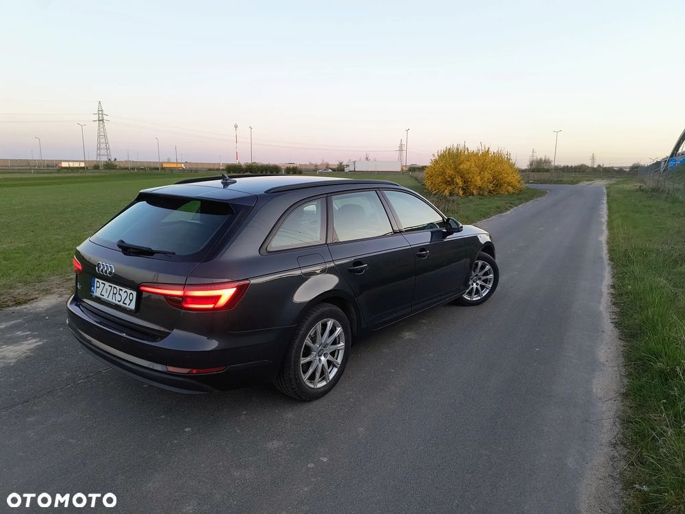 Audi A4 Avant 2.0 TDI S tronic - 4