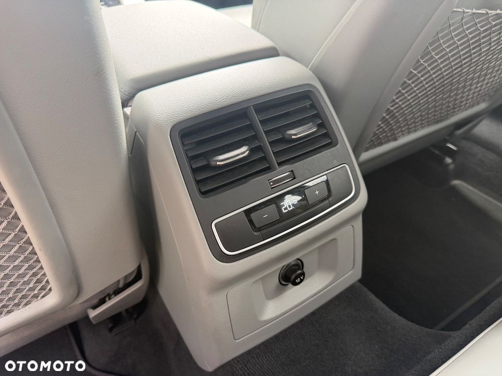 Audi A4 Allroad - 31