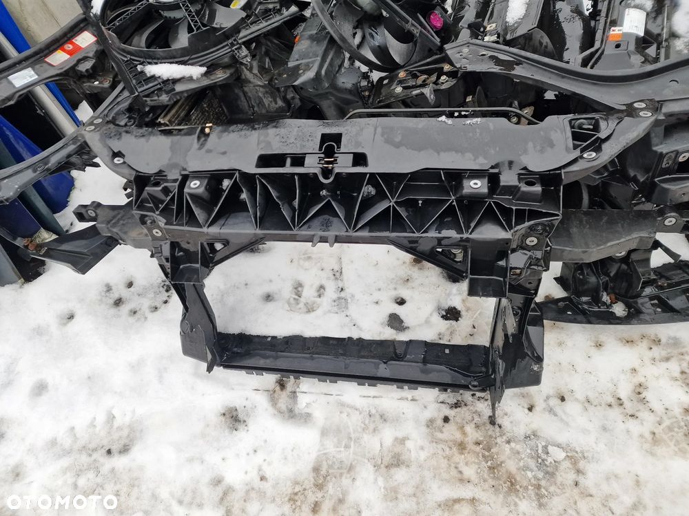 Pas przedni  seat  altea  lift 5P0 805 588B - 2