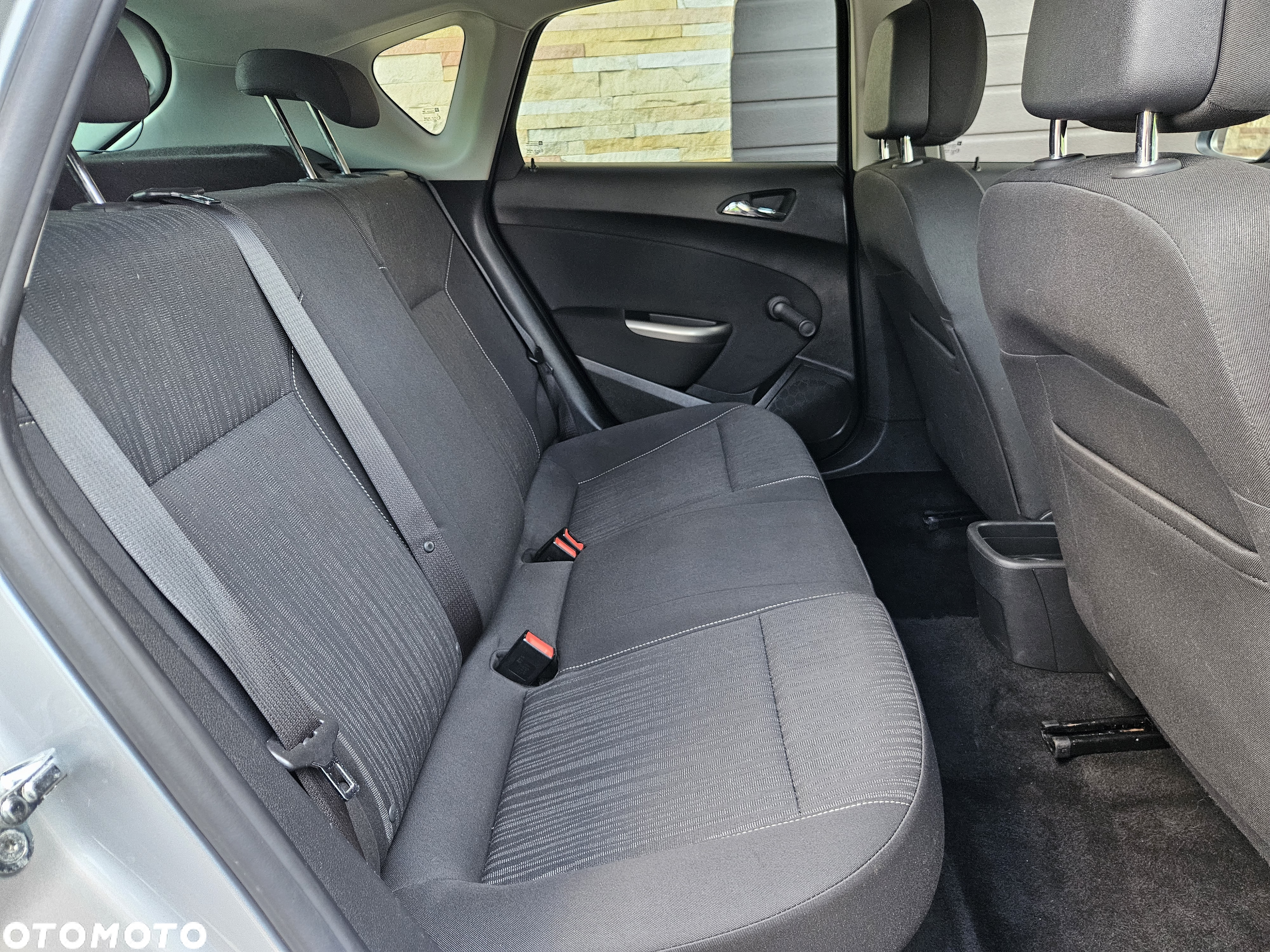 Opel Astra - 36