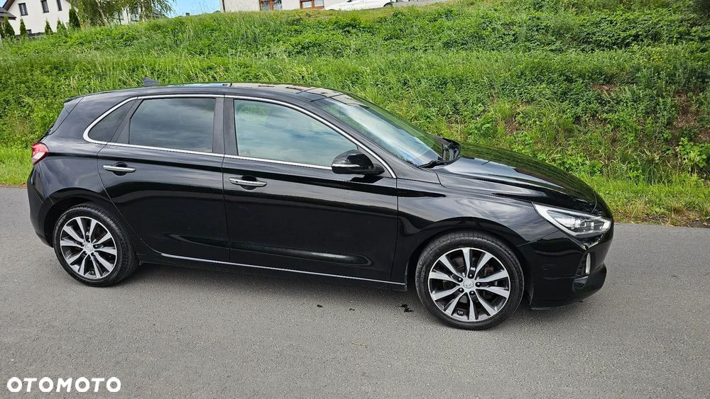 Hyundai i30 1.4 T-GDI Premiere Luxury DCT - 14