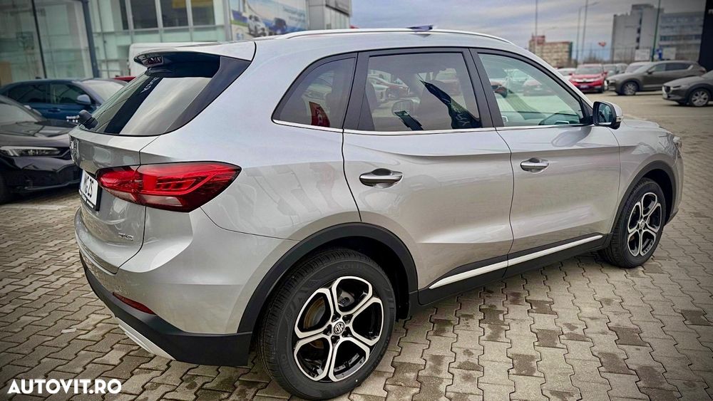 MG ZS 1.5 GSL 5MT Excite - 5