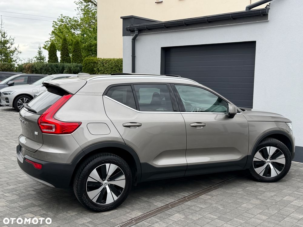 Volvo XC 40 - 33
