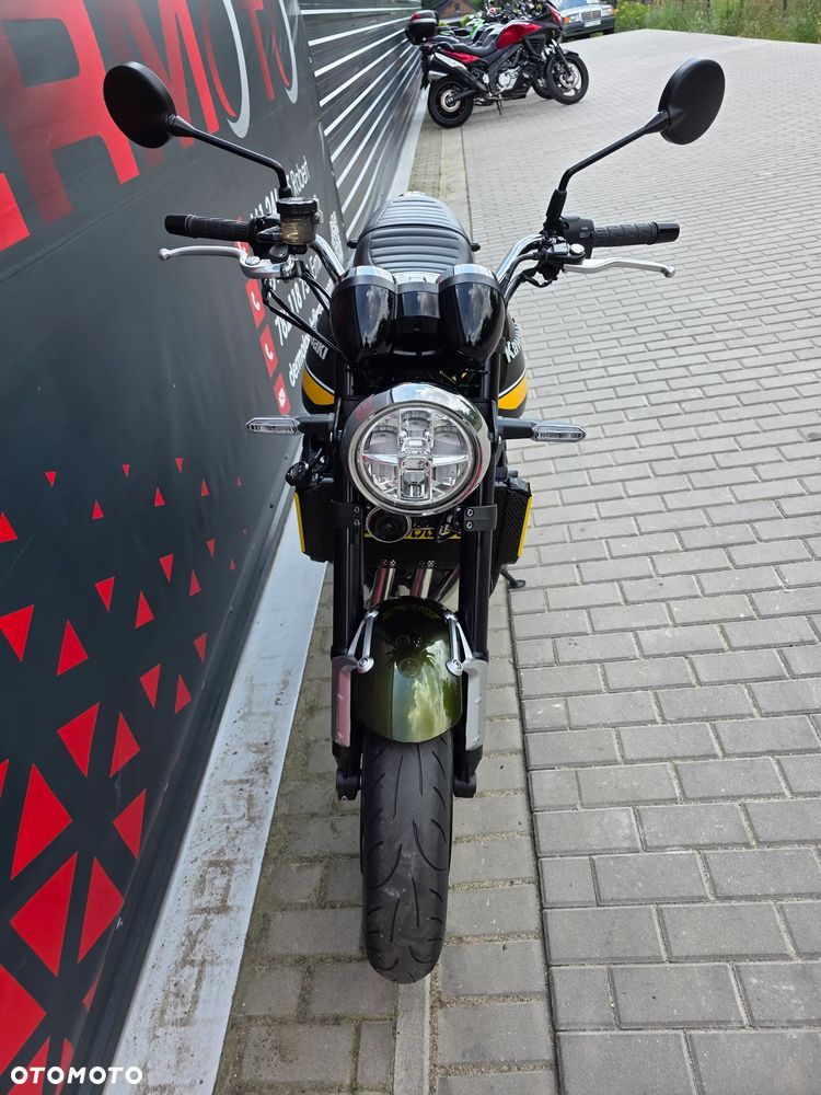 Kawasaki Z 900 RS - 28