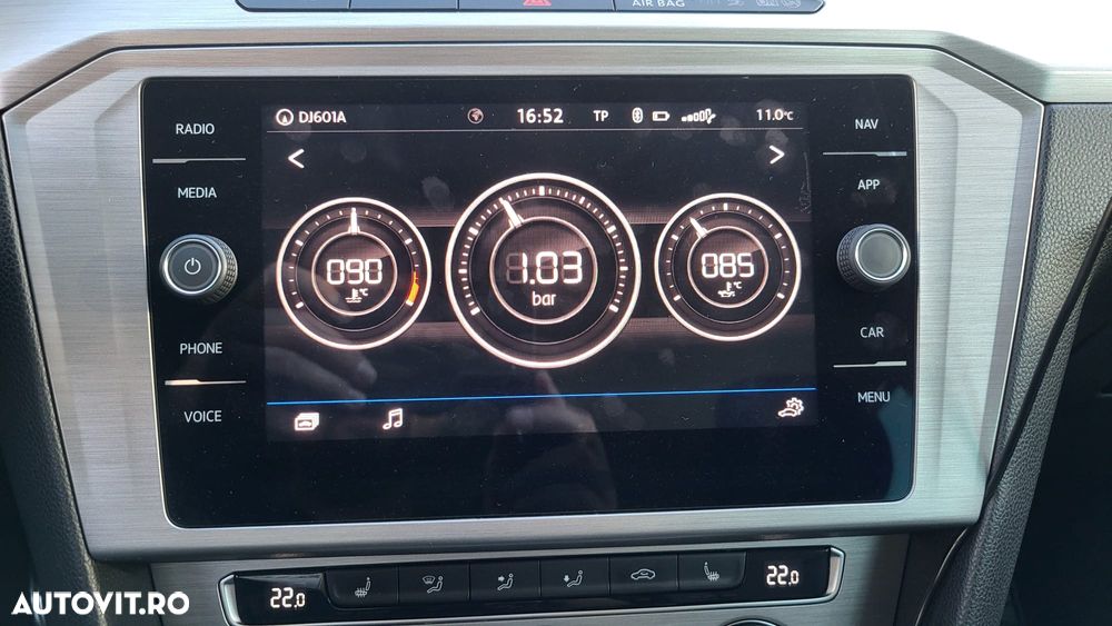 Volkswagen Passat 2.0 TDI SCR DSG Comfortline - 17