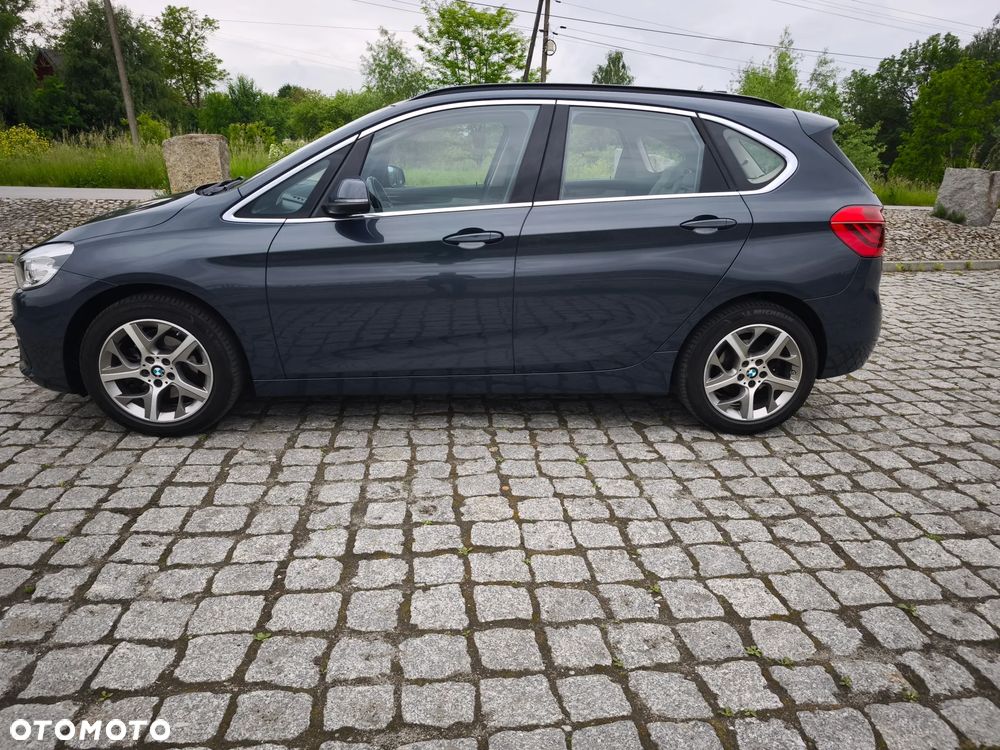 BMW Seria 2 218d xDrive - 15