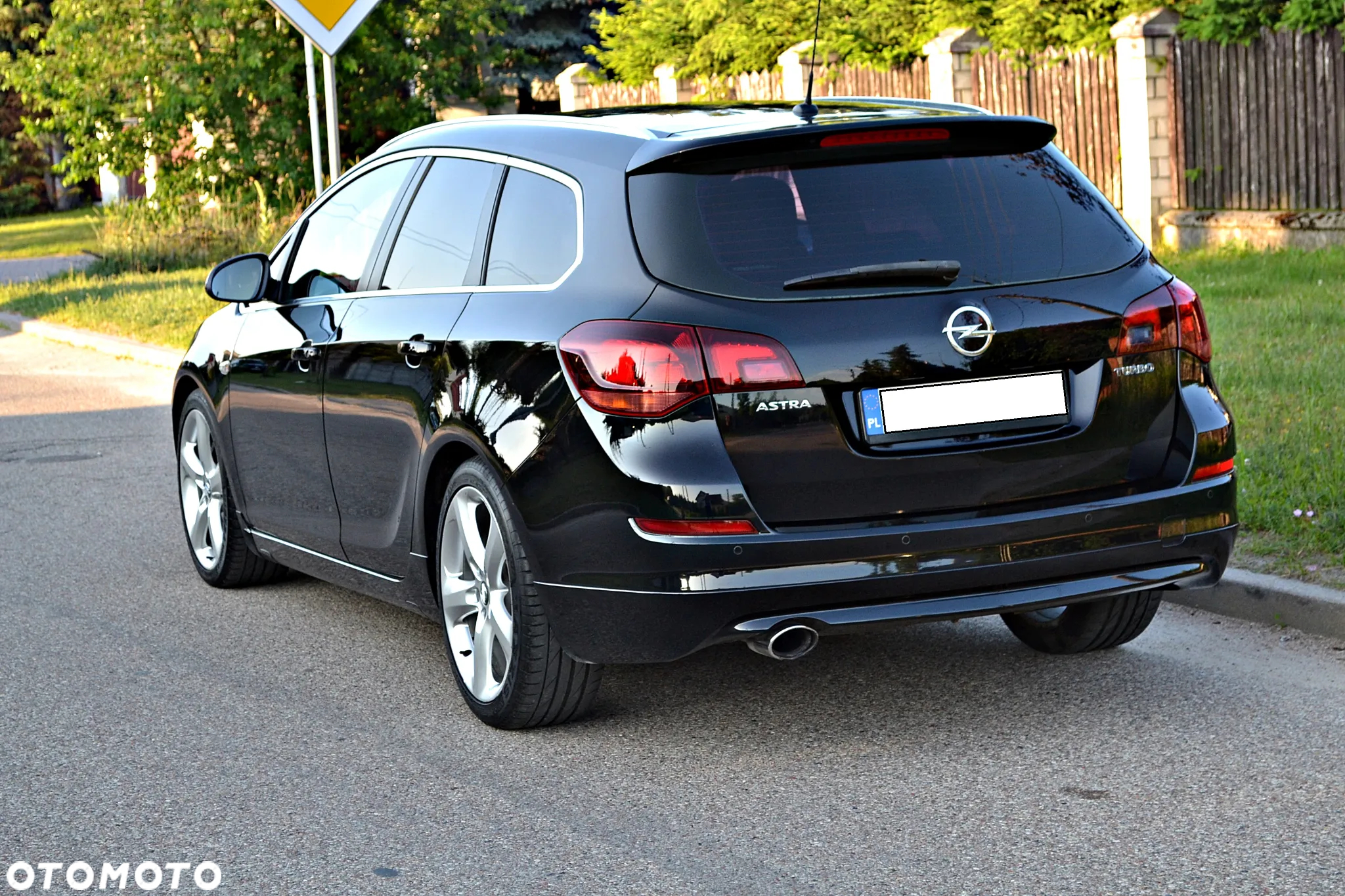 Opel Astra 1.6 Turbo Sport - 10