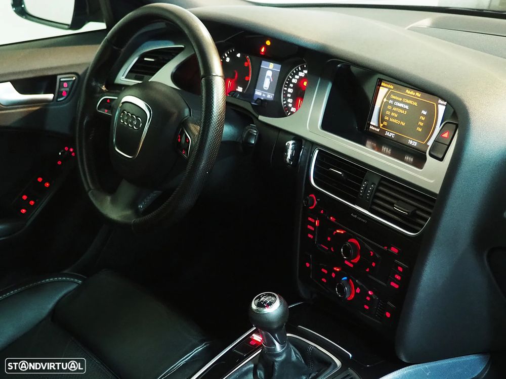 Audi A4 Avant 2.0 TDi S-line - 14